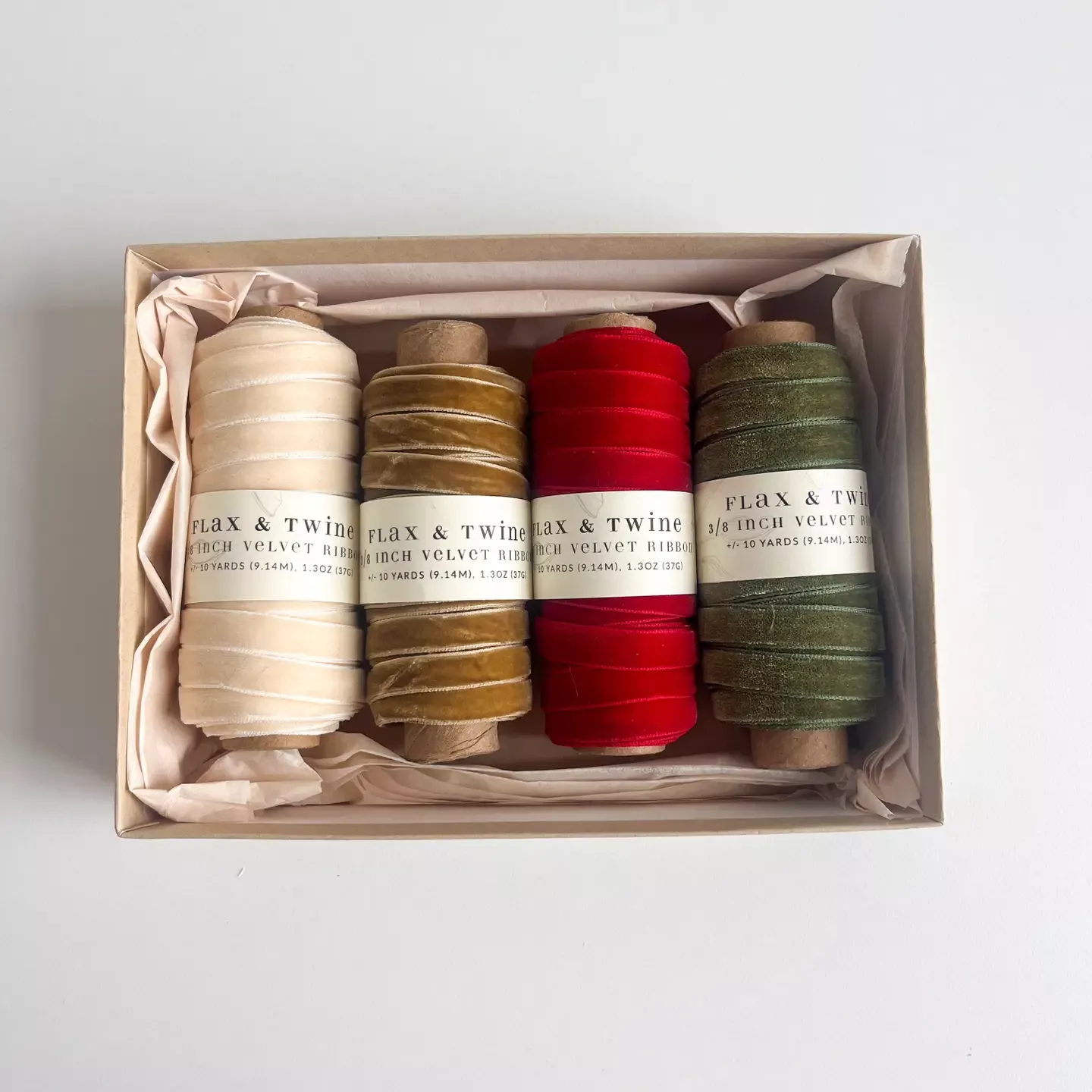Flax & Twine Velvet Gift Box - Mistletoe