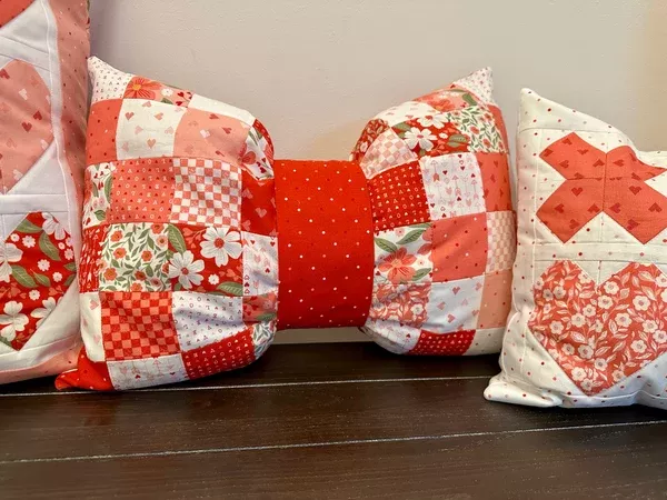 Valentine Patchwork Bow Pillow Kit